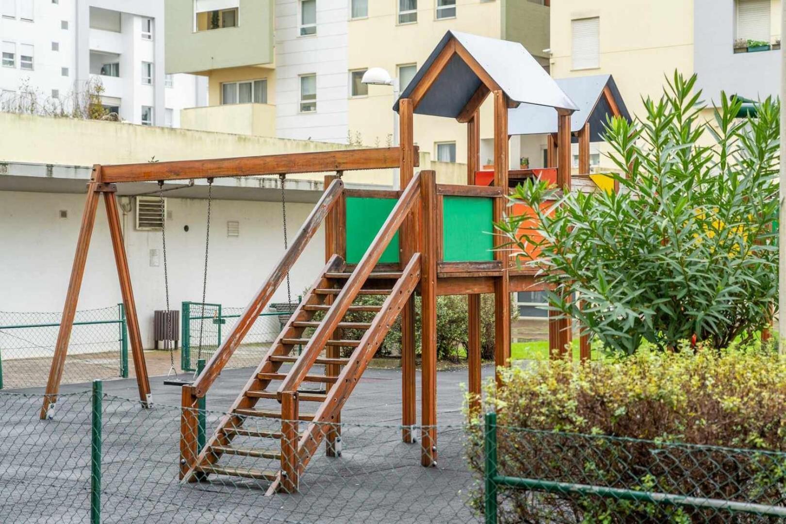 Apart T3 Com Piscina Tenis Ginasio E Parq Infant Lisboa المظهر الخارجي الصورة